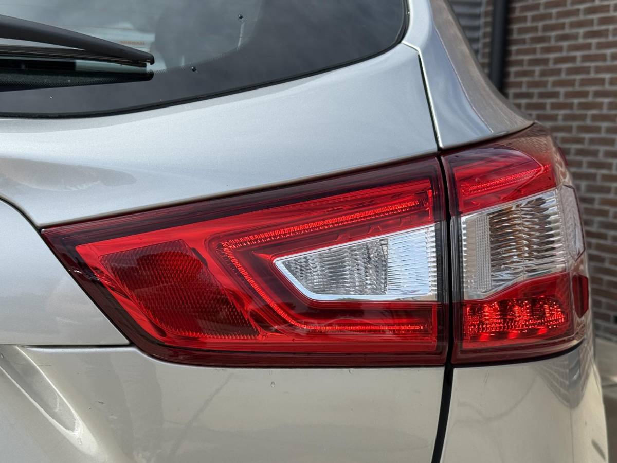 Nissan QASHQAI Nissan Qashqai 1.2 Acenta 2e Eigenaar|Clima|Cruise|Trekhaak|PDC V+A|Dealer onderhouden|N.A.P|Nieuwe APK bij aflevering