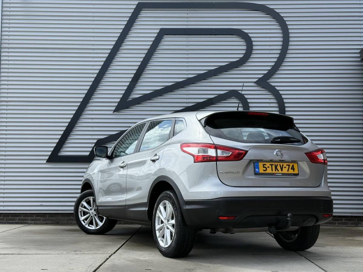 Nissan QASHQAI Nissan Qashqai 1.2 Acenta 2e Eigenaar|Clima|Cruise|Trekhaak|PDC V+A|Dealer onderhouden|N.A.P|Nieuwe APK bij aflevering