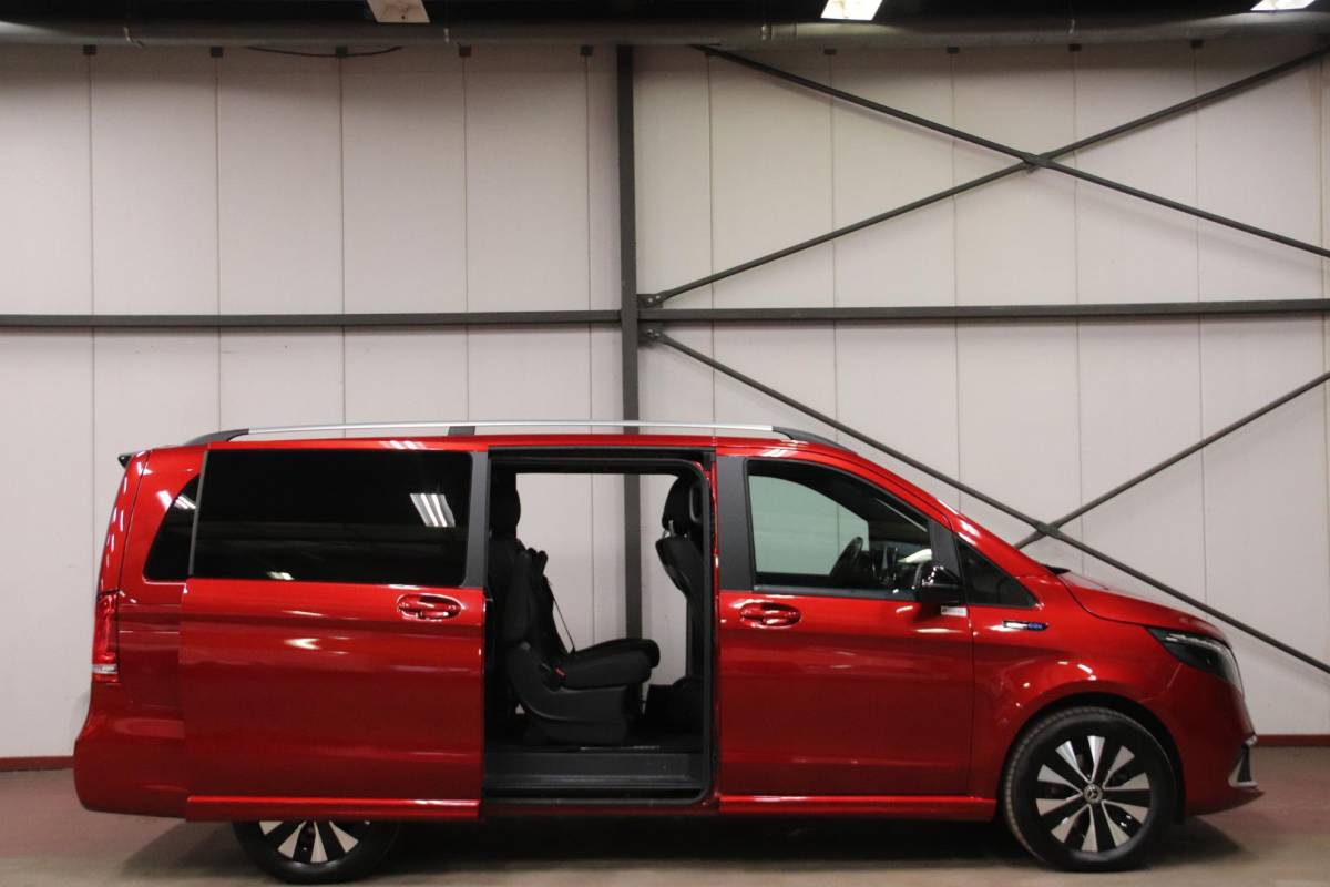 Mercedes-Benz EQV Mercedes-Benz EQV 300 L2 LANG 6 persoonsuitvoering Mercedes-Benz EQV 300 L2 6-persoonuitvoering