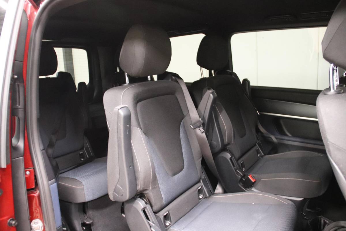 Mercedes-Benz EQV Mercedes-Benz EQV 300 L2 LANG 6 persoonsuitvoering Mercedes-Benz EQV 300 L2 6-persoonuitvoering