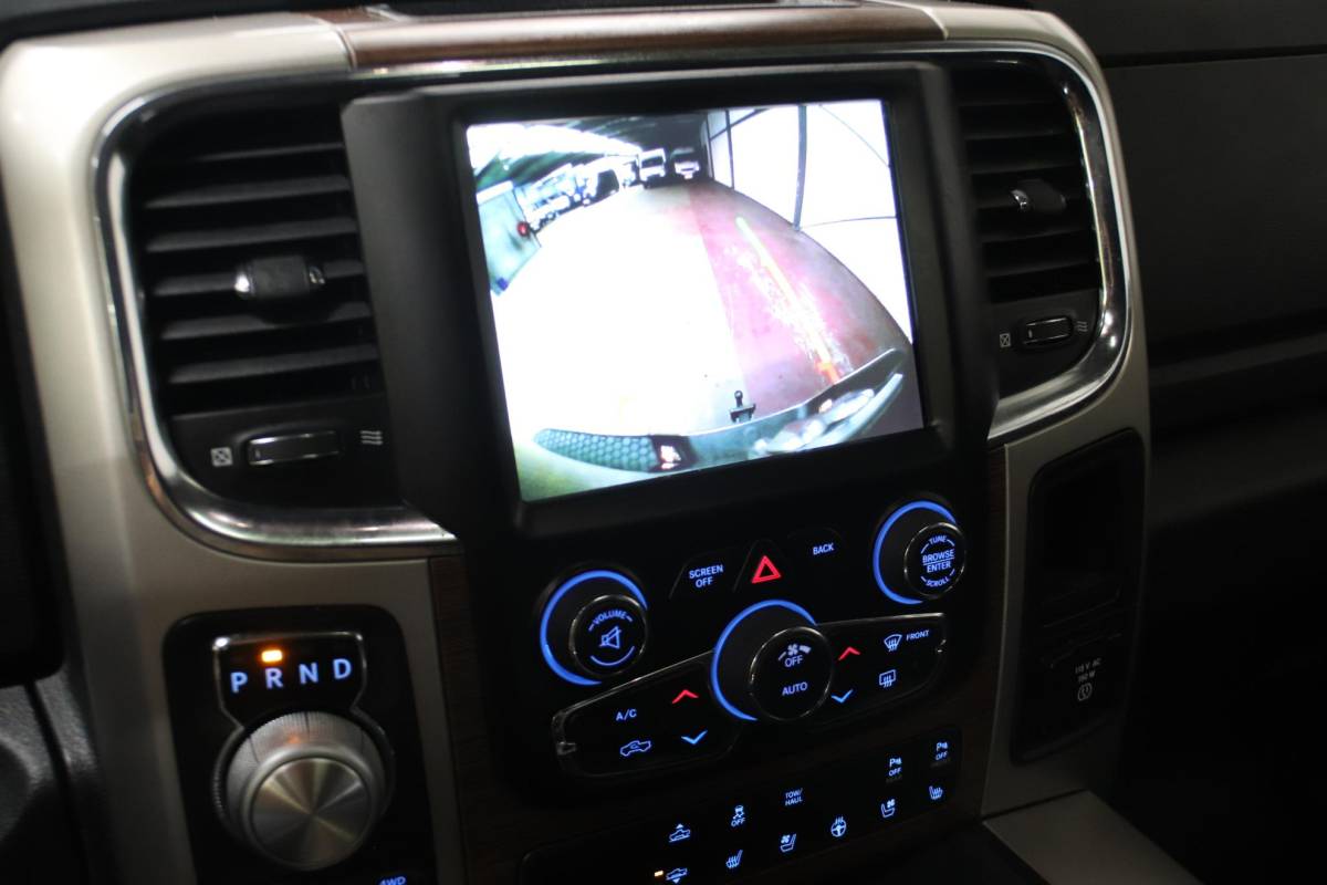 Dodge Ram 1500 Dodge Ram 1500 5.7 V8 crew cab 6.4 LPG INSTALLATIE Dodge Ram 1500 5.7 V8 crew cab 6.4 MET LPG INSTALLATIE