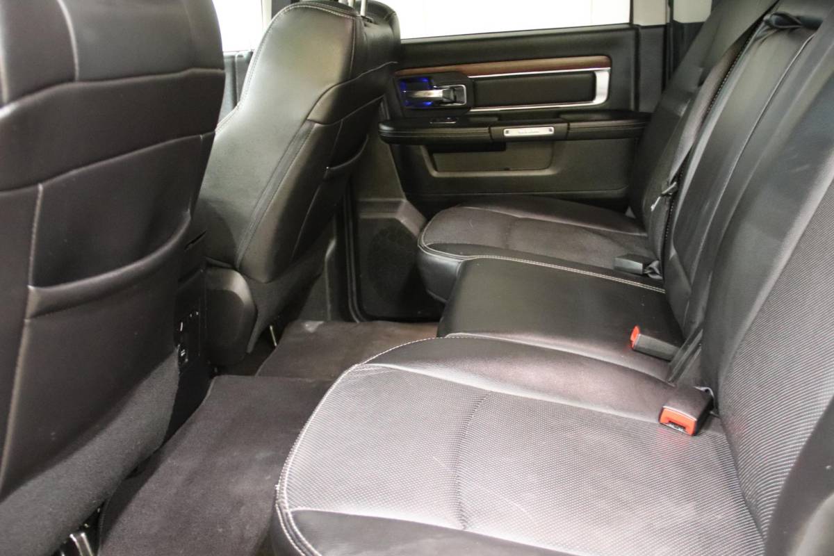 Dodge Ram 1500 Dodge Ram 1500 5.7 V8 crew cab 6.4 LPG INSTALLATIE Dodge Ram 1500 5.7 V8 crew cab 6.4 MET LPG INSTALLATIE