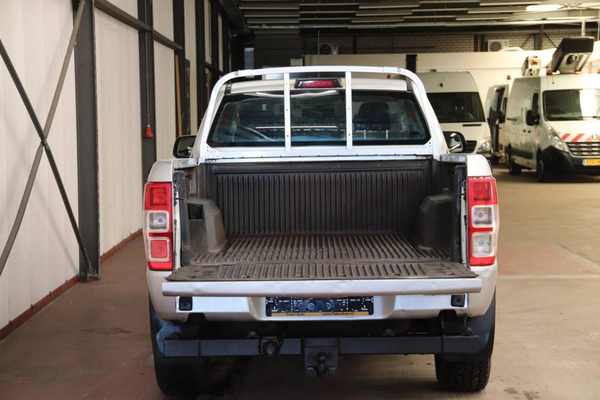 Ford Ranger Ford Ranger 2.2 TDCi 160PK 3500KG TREKVERMOGEN TREKHAAK Handgeschakeld Euro6