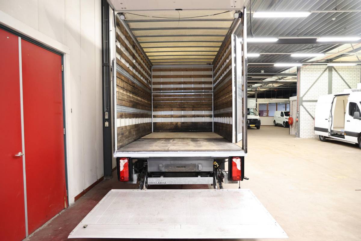 Mercedes-Benz Sprinter Mercedes-Benz Sprinter 514 2.2 CDI BAKWAGEN MET LAADKLEP ZIJDEUR