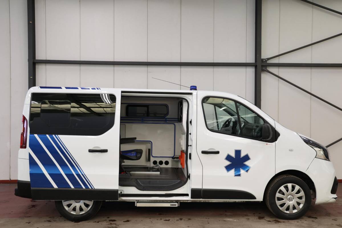 Renault Trafic Renault Trafic AMBULANCE VSAV Rettungswagen Krankenwagen
