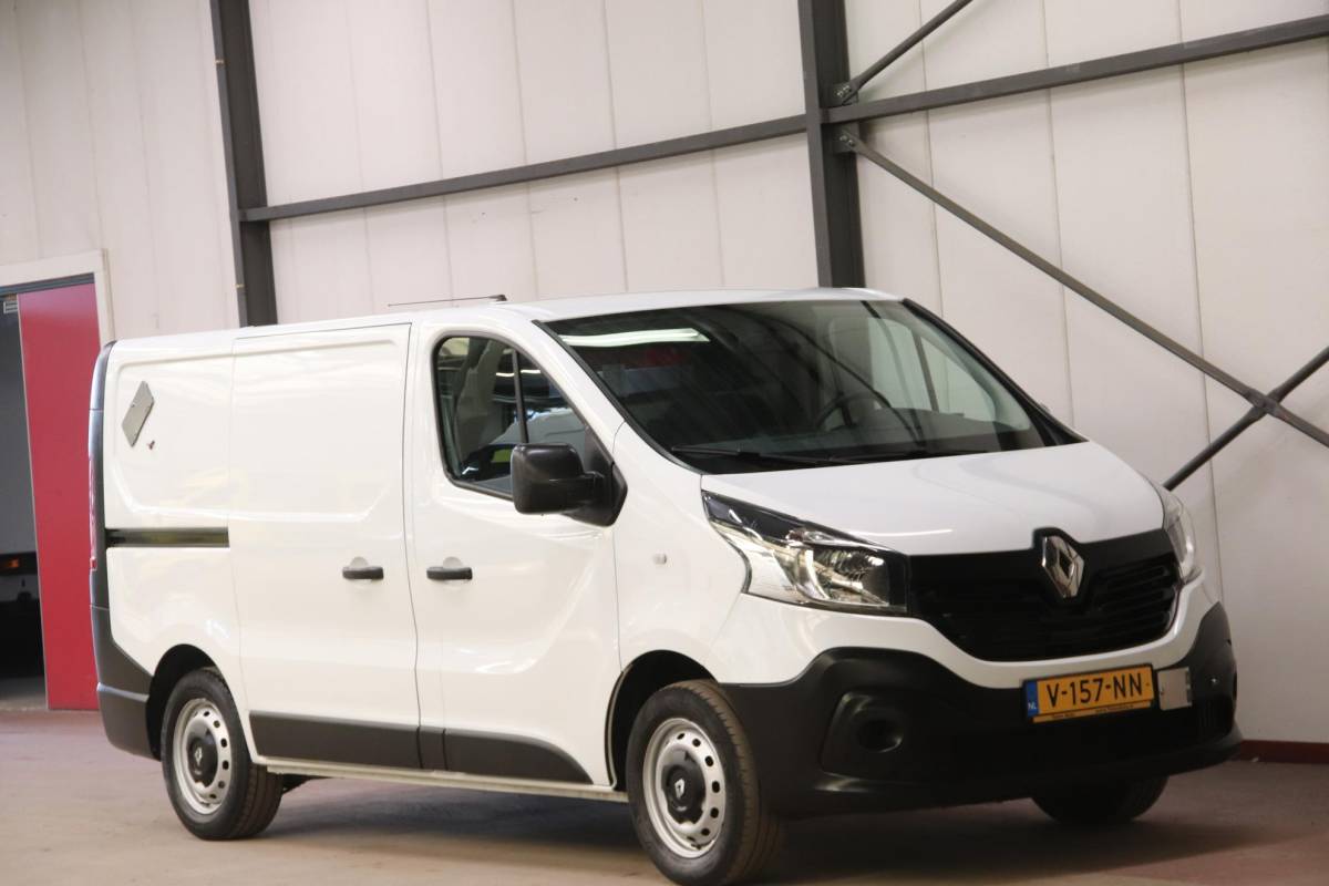 Renault Trafic Renault Trafic 1.6 dCi WERKPLAATSINRICHTING AIRCO Renault Trafic 1.6 dCi WERKPLAATSINRICHTING