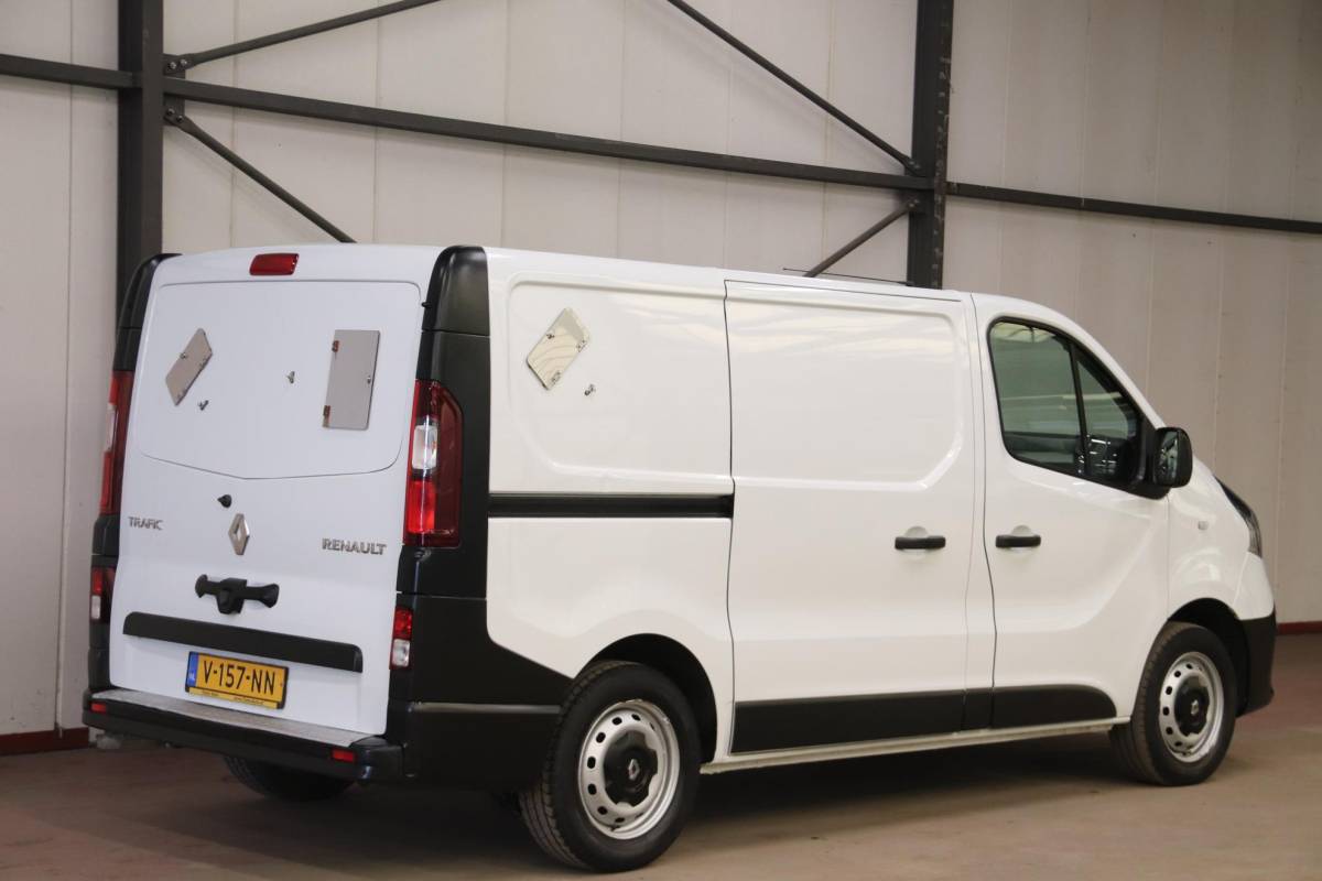 Renault Trafic Renault Trafic 1.6 dCi WERKPLAATSINRICHTING AIRCO Renault Trafic 1.6 dCi WERKPLAATSINRICHTING