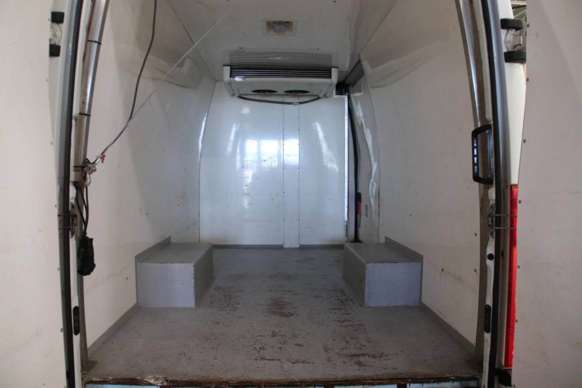 Iveco Daily Iveco Daily 40C13V AUTOMAAT KOELWAGEN KOELAUTO