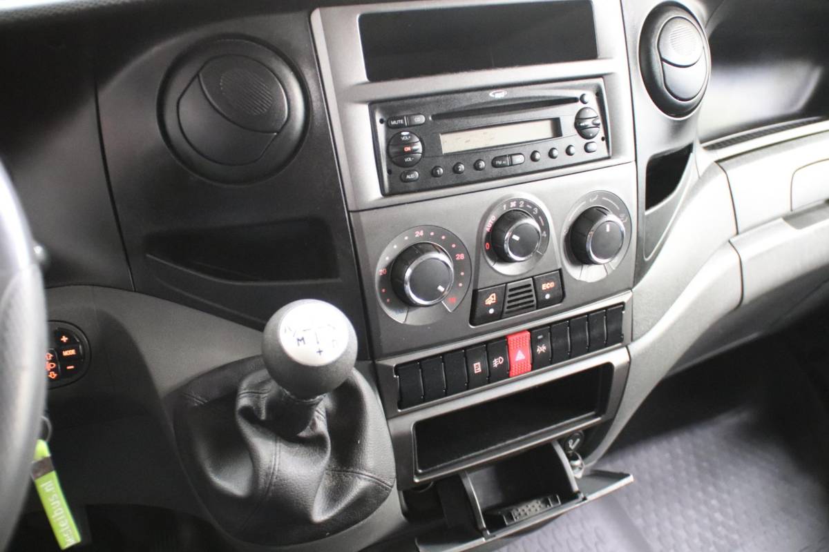 Iveco Daily Iveco Daily 40C13V AUTOMAAT KOELWAGEN KOELAUTO
