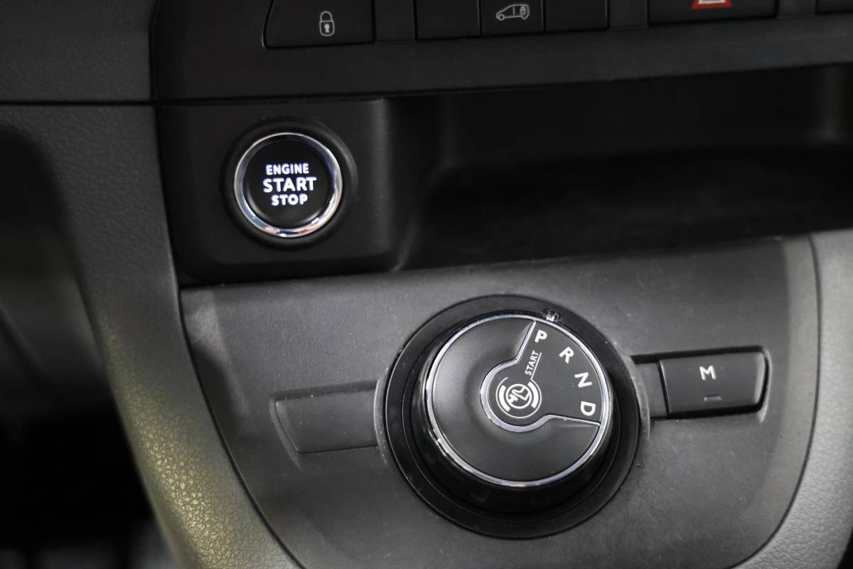 Toyota ProAce Toyota PROACE Worker 2.0 D-4D Live L2H1 LANG AUTOMAAT