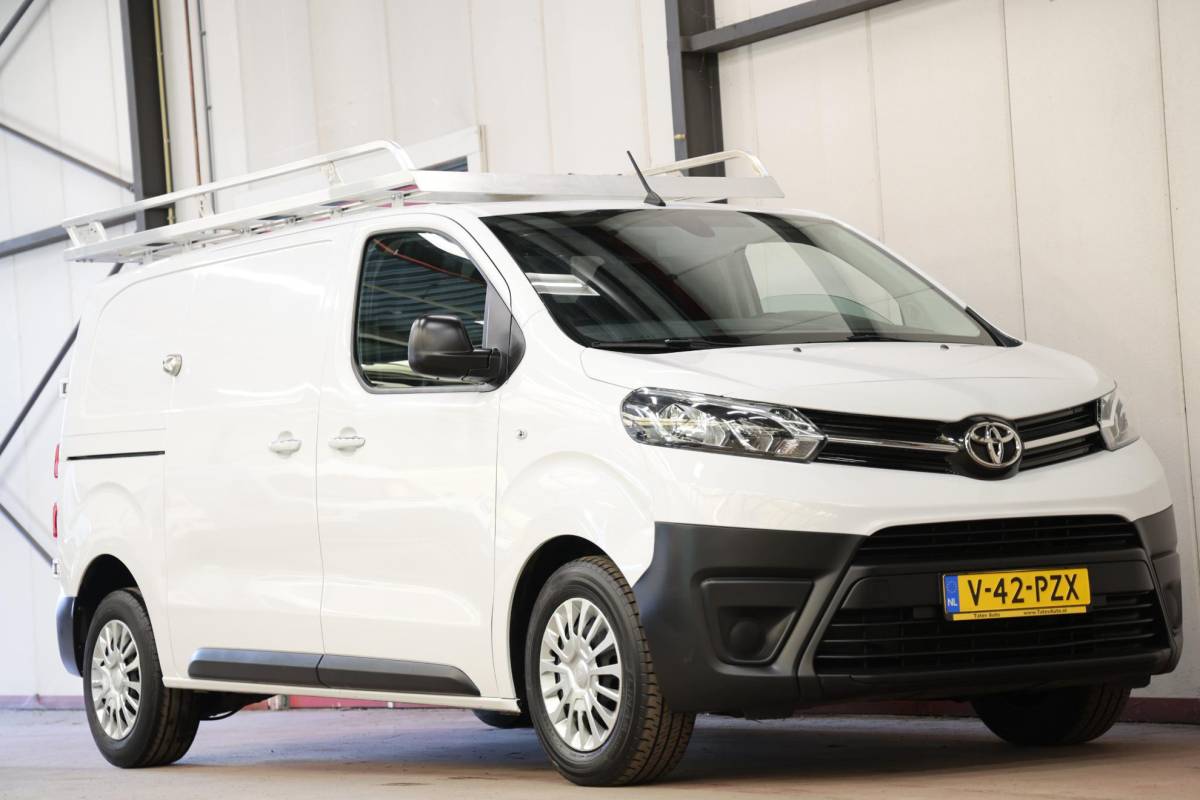 Toyota ProAce Toyota PROACE Worker 2.0 D-4D Live L2H1 LANG AUTOMAAT