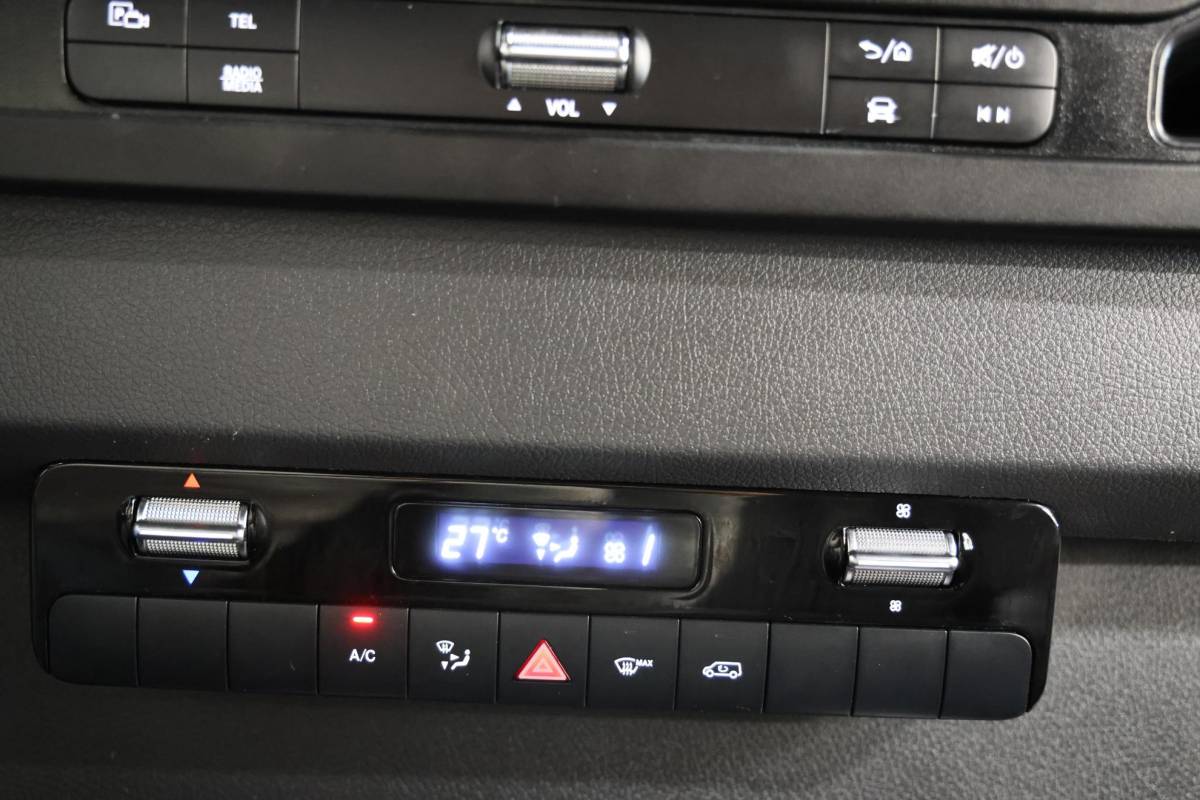 Mercedes-Benz Sprinter Mercedes-Benz Sprinter 1.9 CDI 150PK L2H2 AUTOMAAT