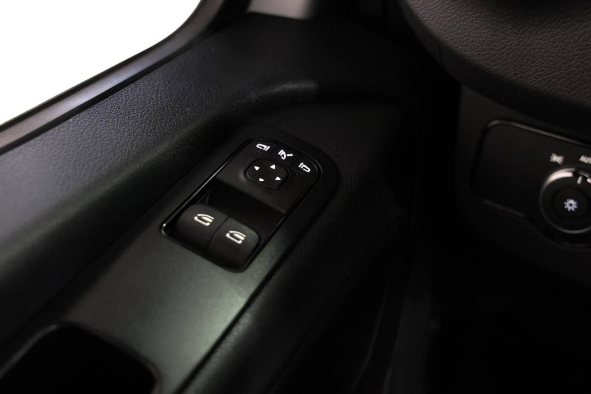 Mercedes-Benz Sprinter Mercedes-Benz Sprinter 1.9 CDI 150PK L2H2 AUTOMAAT
