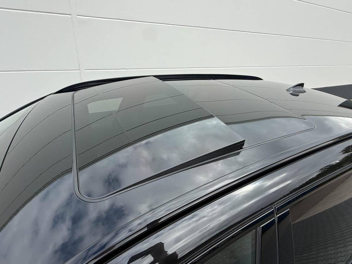 BMW 3 Serie BMW 3-serie Touring 330e M-Sport High Executive | Panoramadak | Drive Assist Prof | Head up | Trekhaak