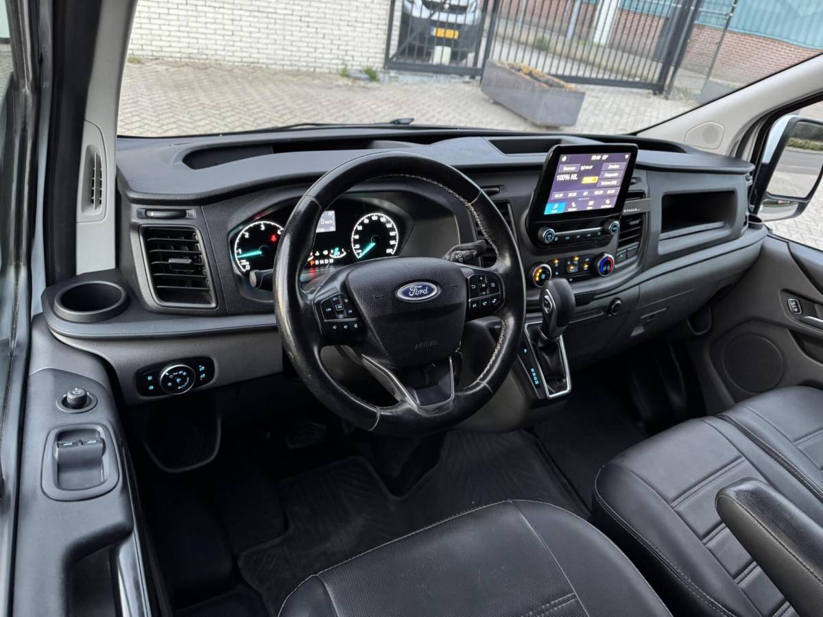 Ford Transit Custom Ford Transit Custom 320 2.0 TDCI 129pk Limited Trekhaak/Camera/Cruise/LED17″