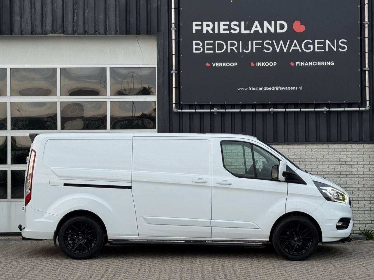 Ford Transit Custom Ford Transit Custom 320 2.0 TDCI 129pk Limited Trekhaak/Camera/Cruise/LED17″