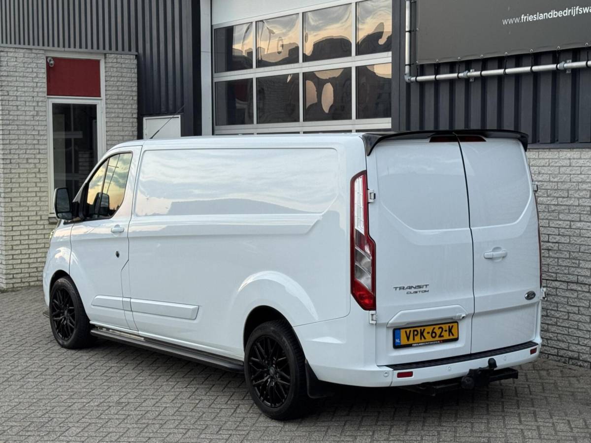 Ford Transit Custom Ford Transit Custom 320 2.0 TDCI 129pk Limited Trekhaak/Camera/Cruise/LED17″
