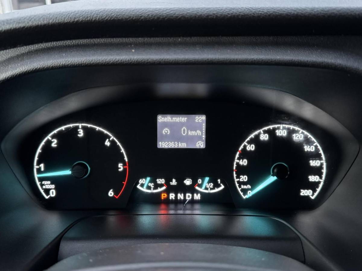 Ford Transit Custom Ford Transit Custom 320 2.0 TDCI 129pk Limited Trekhaak/Camera/Cruise/LED17″