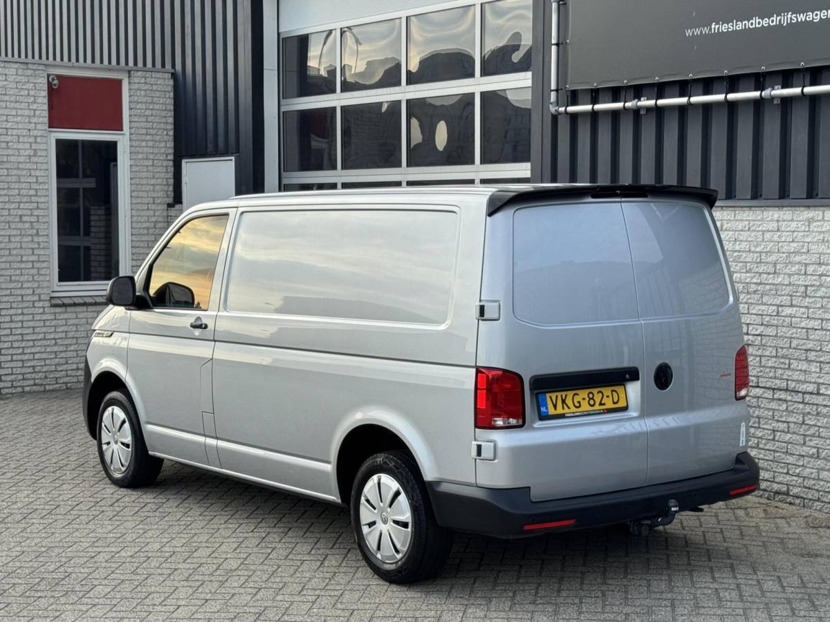 Volkswagen Transporter Volkswagen Transporter 2.0 TDI 110pk 26 Comfortline Trekhaak/Cruise/PDC/Airco