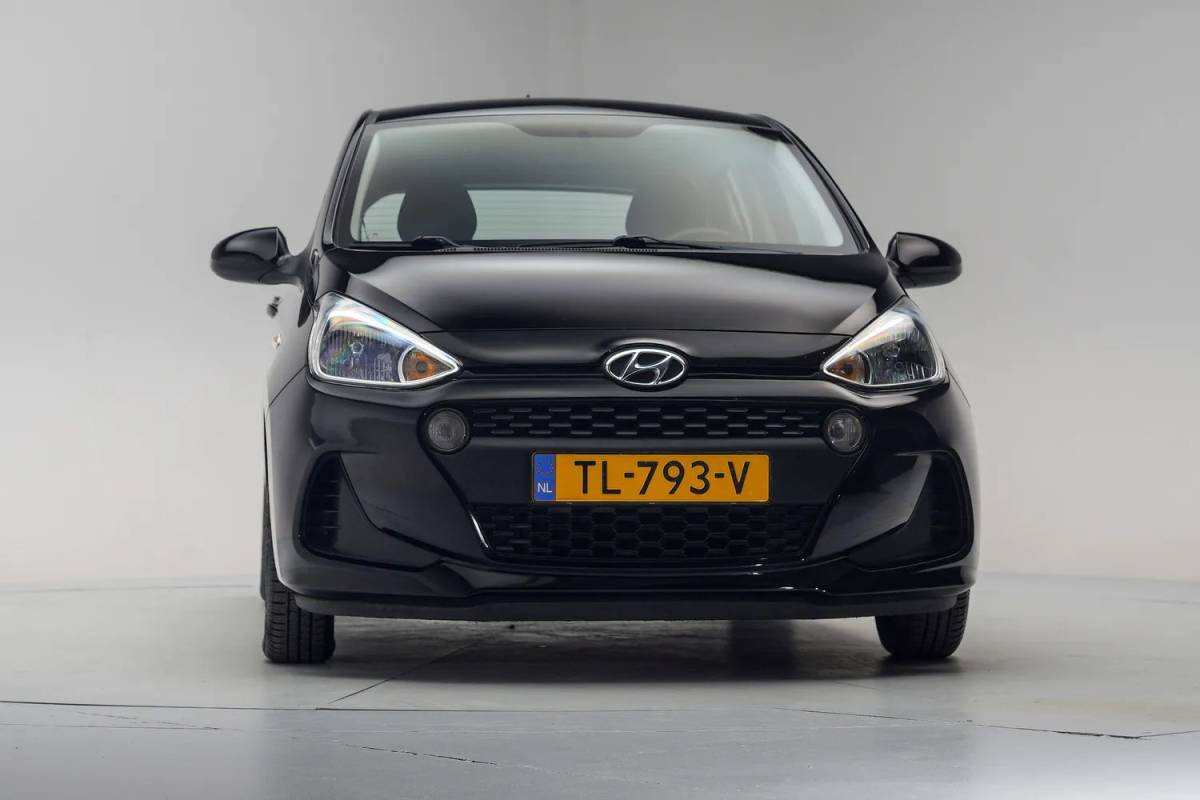 Hyundai i10 Hyundai i10 1.0i Comfort 5 deurs [ Airco Multi functioneel stuurwiel ]
