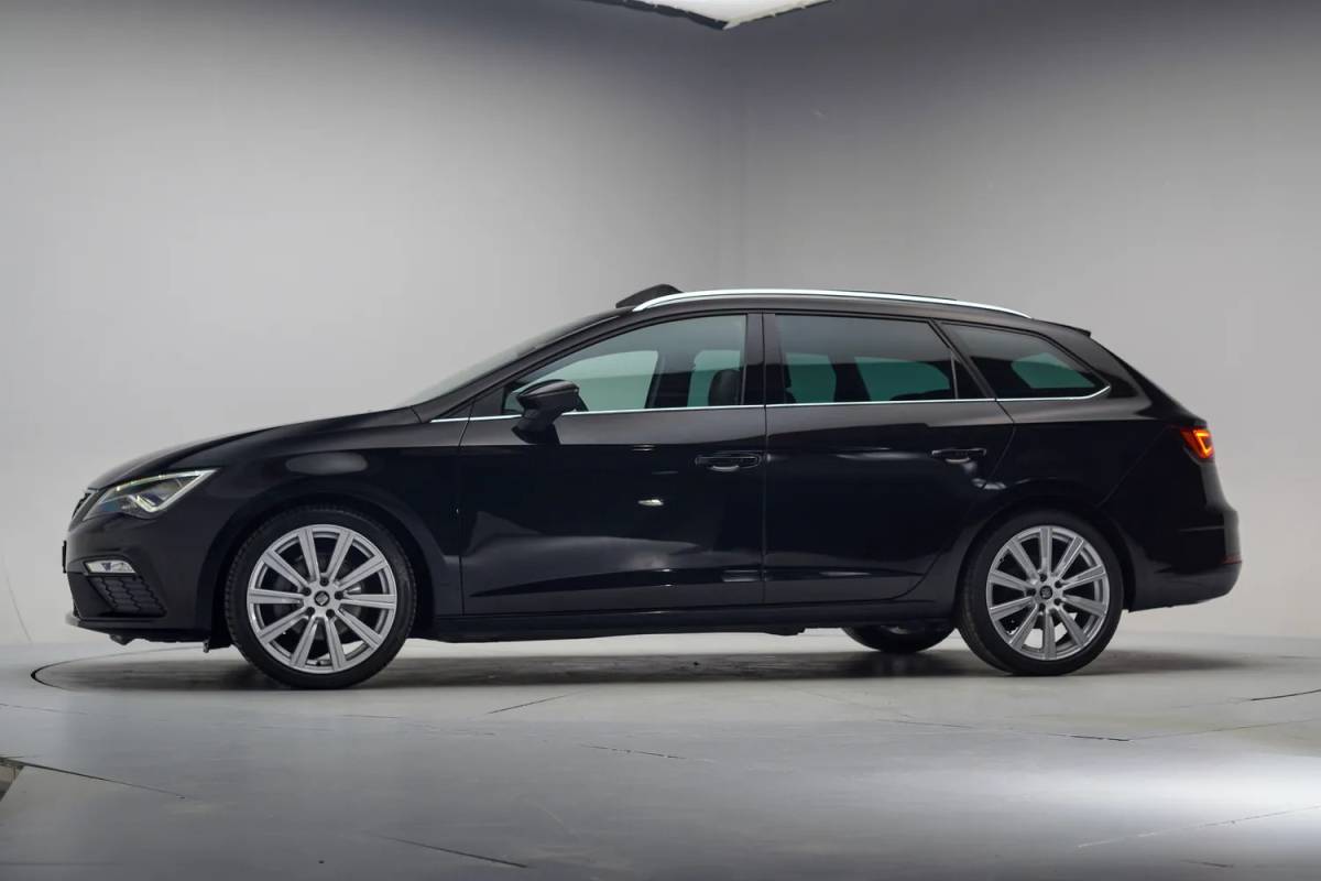 SEAT Leon Seat Leon 1.4 EcoTSI FR Aut Business Intense [ Panoramadak Beats Adapt cruise Carplay  ]