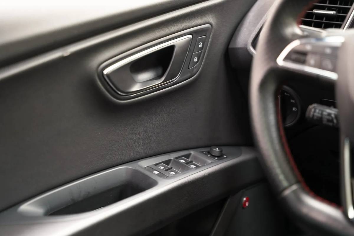 SEAT Leon Seat Leon 1.4 EcoTSI FR Aut Business Intense [ Panoramadak Beats Adapt cruise Carplay  ]
