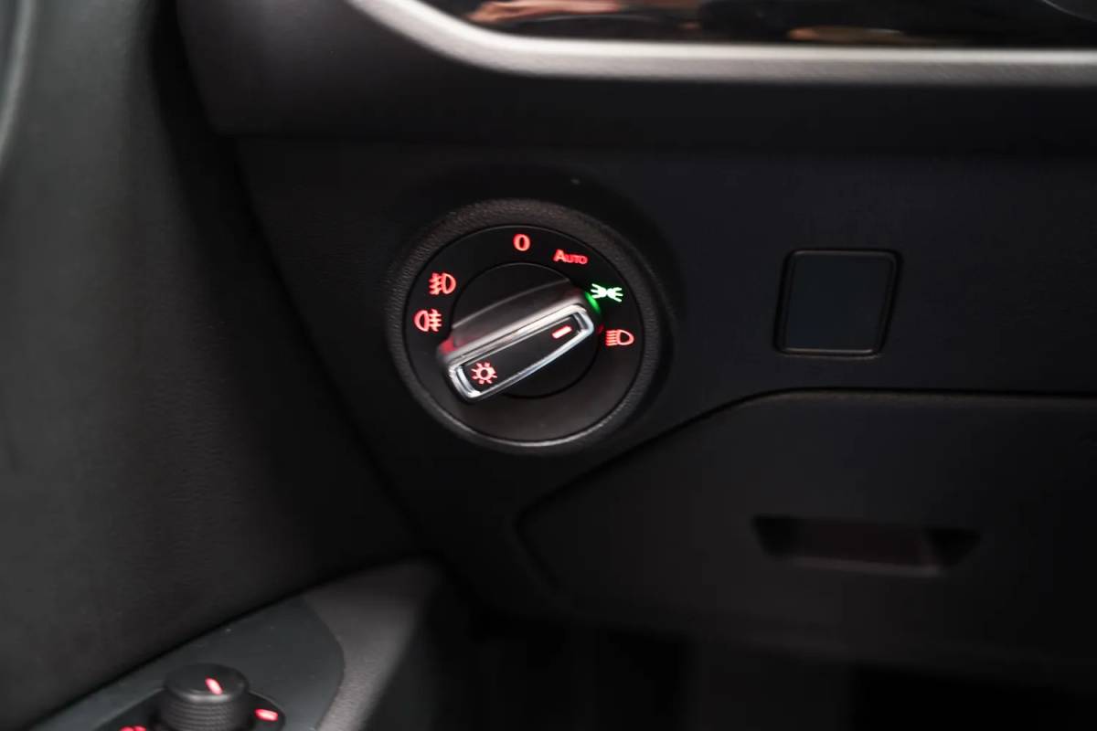 SEAT Leon Seat Leon 1.4 EcoTSI FR Aut Business Intense [ Panoramadak Beats Adapt cruise Carplay  ]