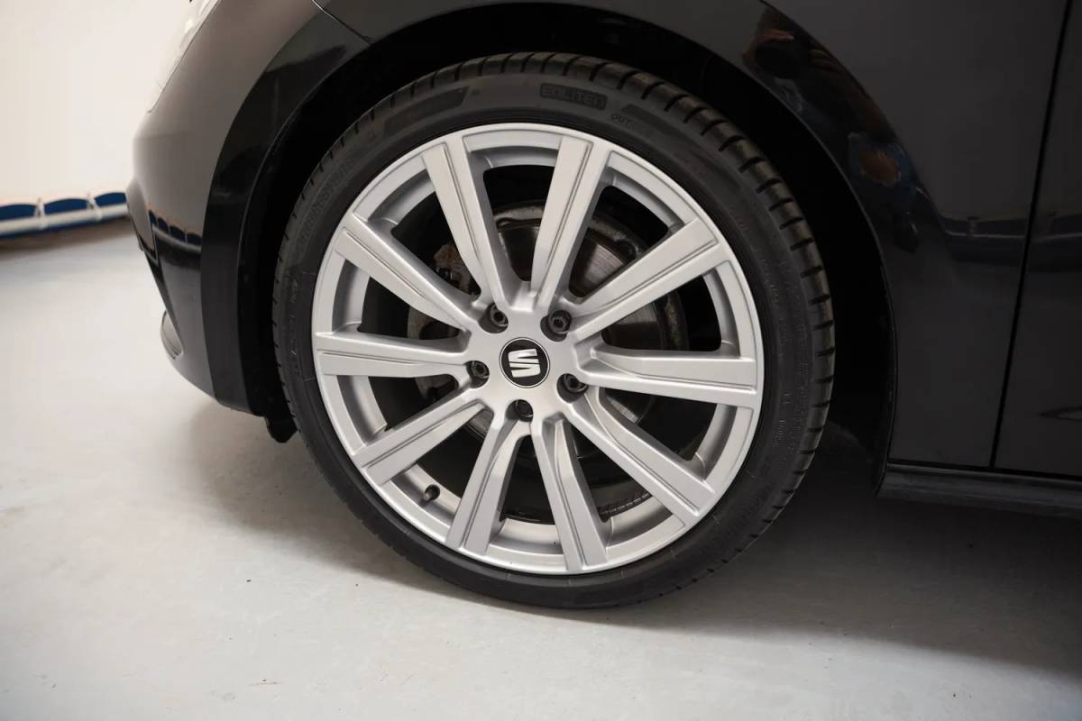 SEAT Leon Seat Leon 1.4 EcoTSI FR Aut Business Intense [ Panoramadak Beats Adapt cruise Carplay  ]