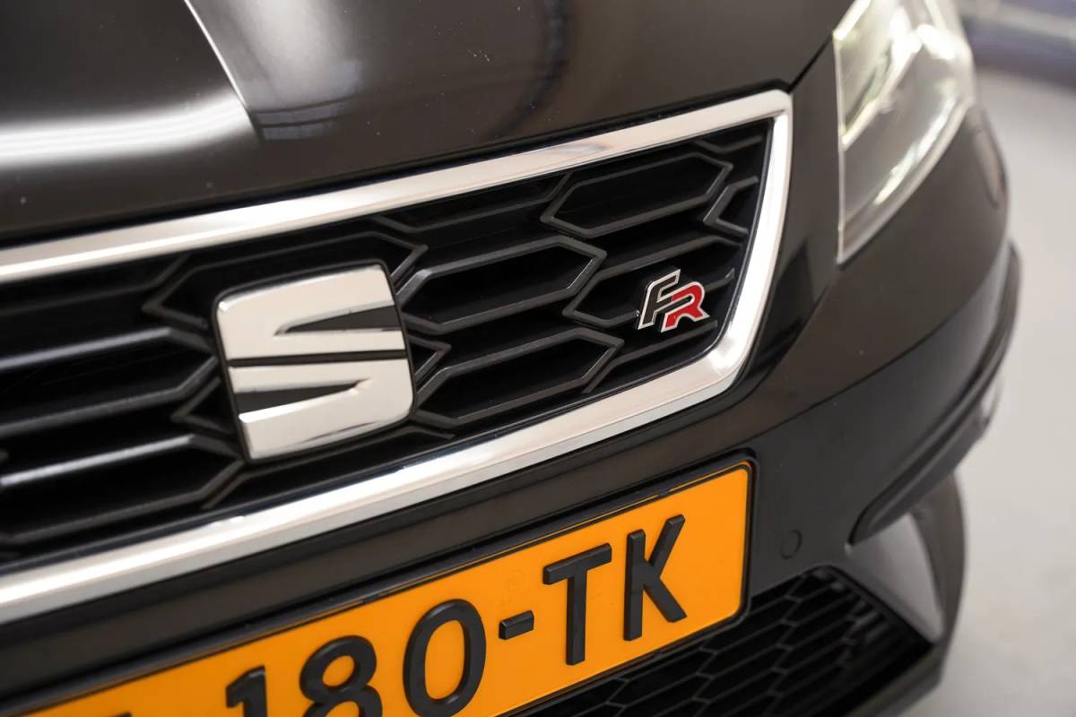SEAT Leon Seat Leon 1.4 EcoTSI FR Aut Business Intense [ Panoramadak Beats Adapt cruise Carplay  ]