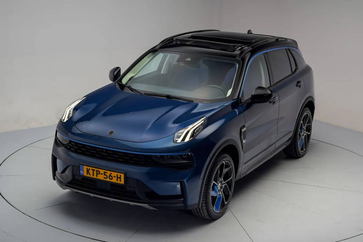 Lynk & Co 01 Lynk & Co 01 1.5 PHEV 6,6 kWh [ Pano Navi 360°cam Infinity-audio ]
