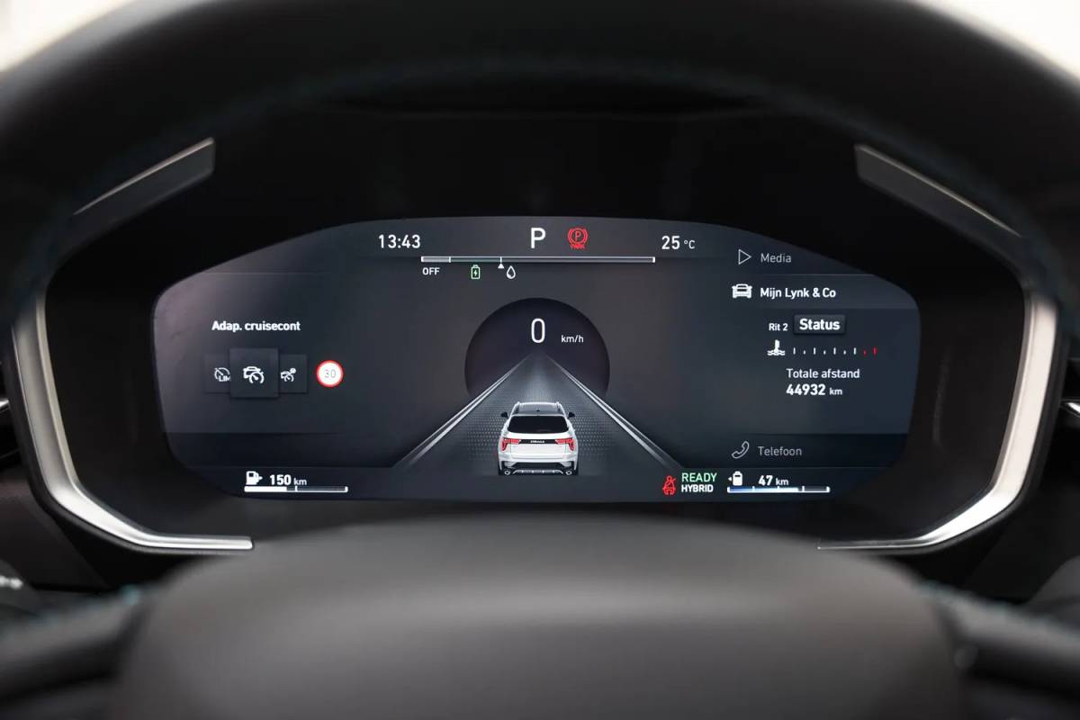 Lynk & Co 01 Lynk & Co 01 1.5 PHEV 6,6 kWh [ Pano Navi 360°cam Infinity-audio ]