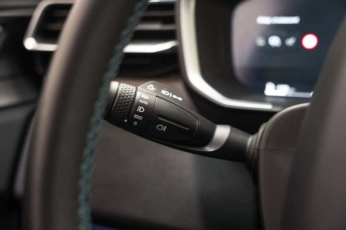 Lynk & Co 01 Lynk & Co 01 1.5 PHEV 6,6 kWh [ Pano Navi 360°cam Infinity-audio ]