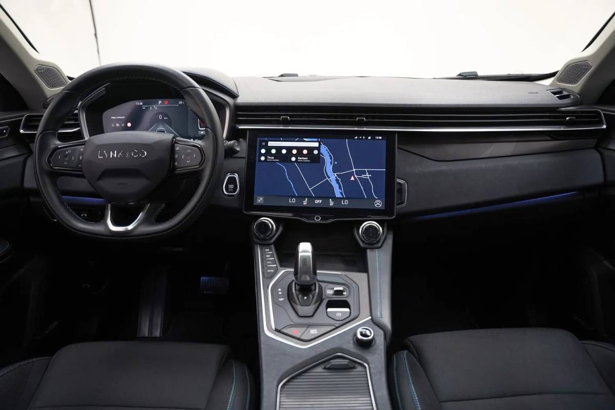 Lynk & Co 01 Lynk & Co 01 1.5 PHEV 6,6 kWh [ Pano Navi 360°cam Infinity-audio ]