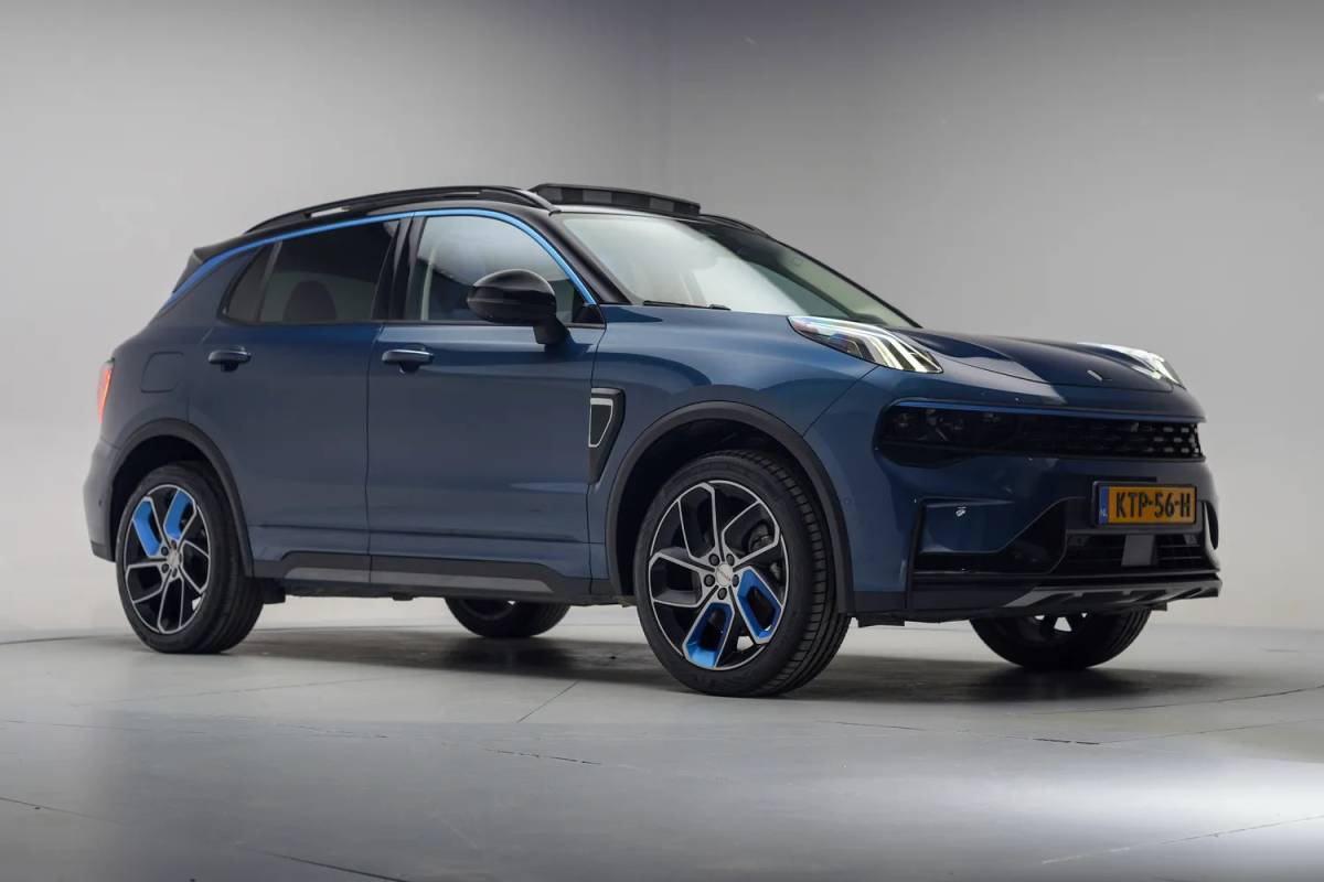 Lynk & Co 01 Lynk & Co 01 1.5 PHEV 6,6 kWh [ Pano Navi 360°cam Infinity-audio ]