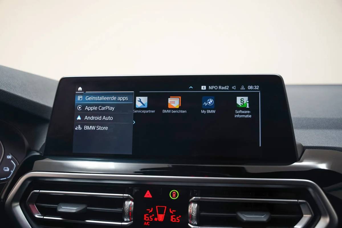 BMW X3 BMW X3 xDrive30e Executive [ LED Camera Leder Sportstoelen Stoelverwarming ]