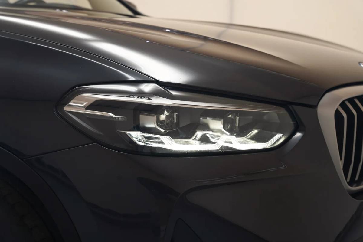 BMW X3 BMW X3 xDrive30e Executive [ LED Camera Leder Sportstoelen Stoelverwarming ]
