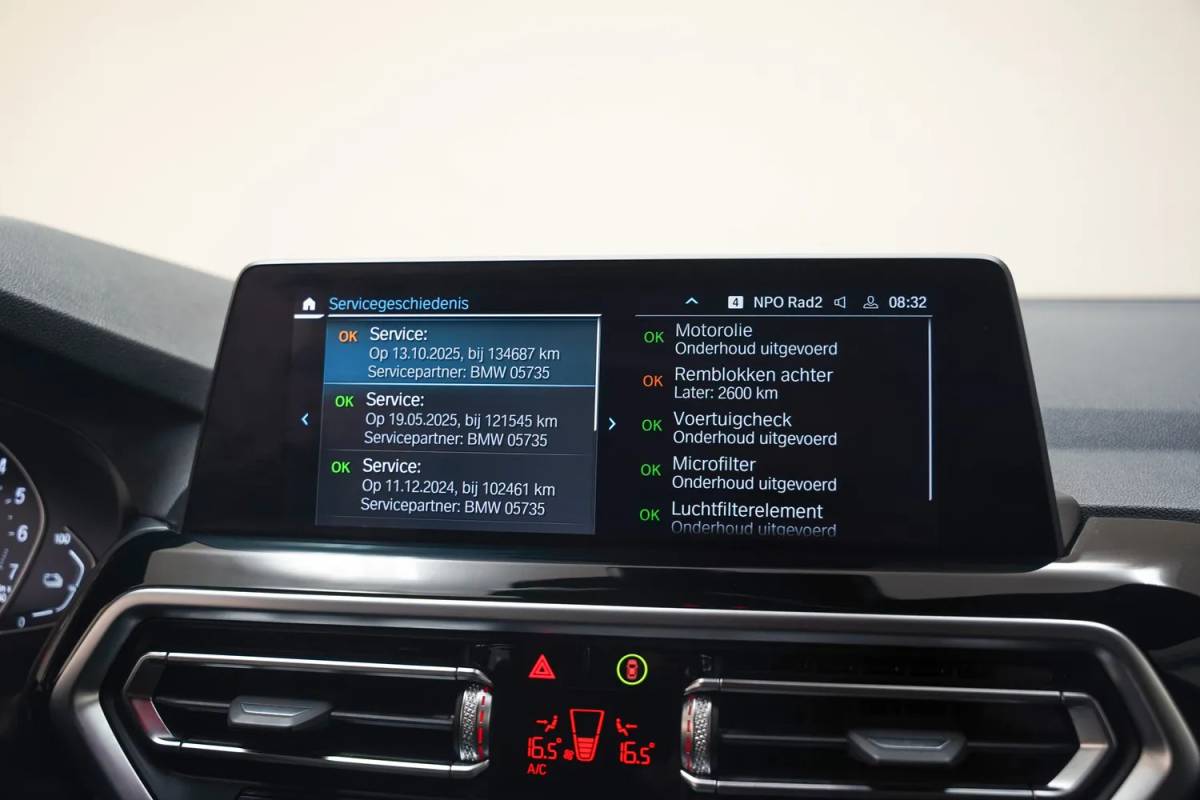 BMW X3 BMW X3 xDrive30e Executive [ LED Camera Leder Sportstoelen Stoelverwarming ]