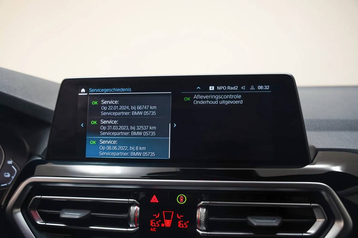 BMW X3 BMW X3 xDrive30e Executive [ LED Camera Leder Sportstoelen Stoelverwarming ]