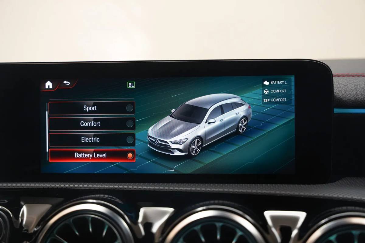 Mercedes-Benz CLA Mercedes-Benz CLA-Klasse 250e AMG Line Night [ Sfeerlicht Widescreen Navi Camera Stoelverwarming ]
