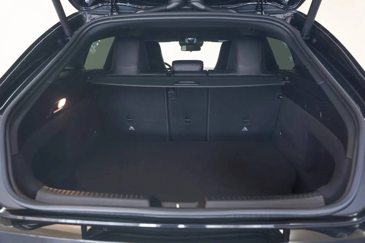 Mercedes-Benz CLA Mercedes-Benz CLA-Klasse 250e AMG Line Night [ Sfeerlicht Widescreen Navi Camera Stoelverwarming ]