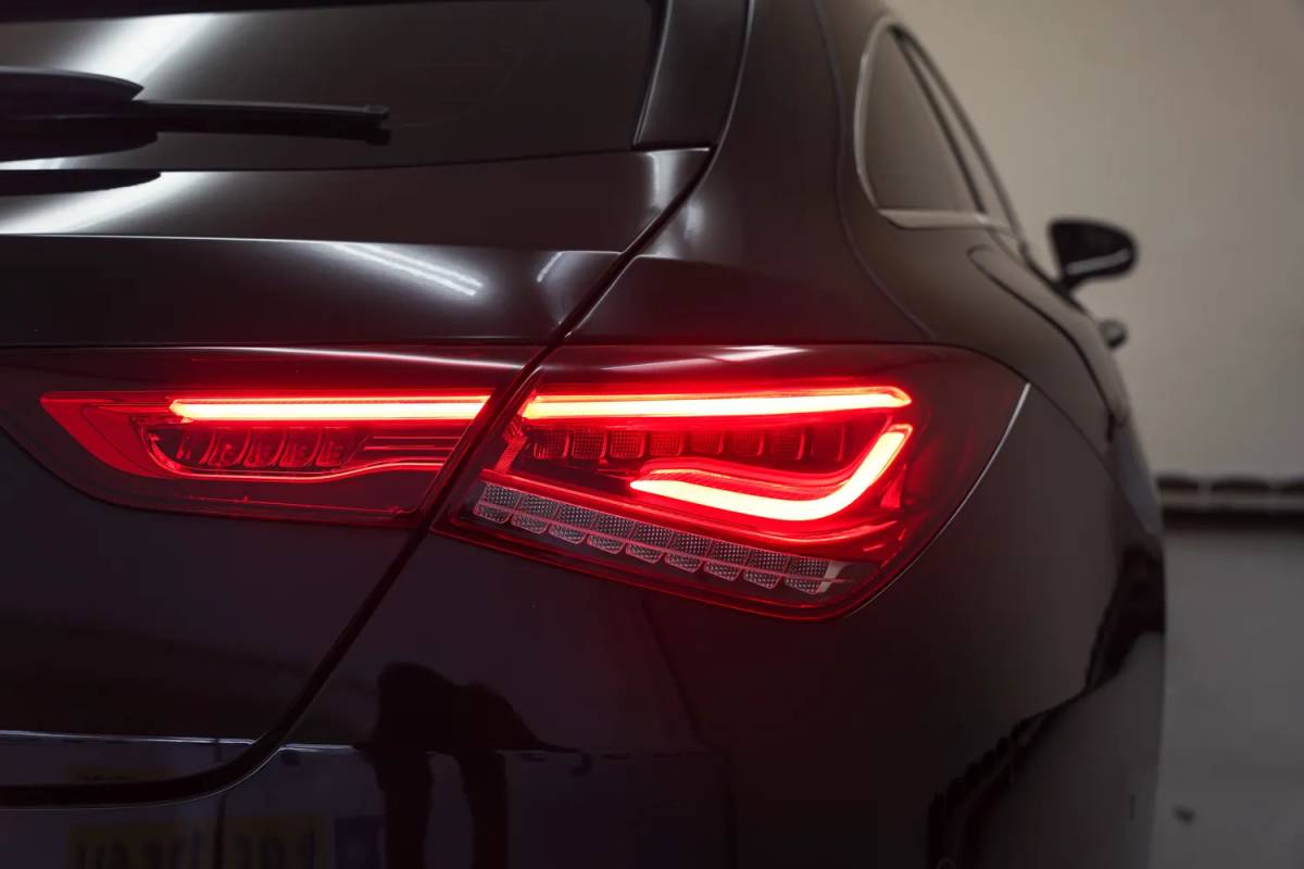 Mercedes-Benz CLA Mercedes-Benz CLA-Klasse 250e AMG Line Aut. [ Panoramadak Adapt.cruise Sfeerverlichting ]