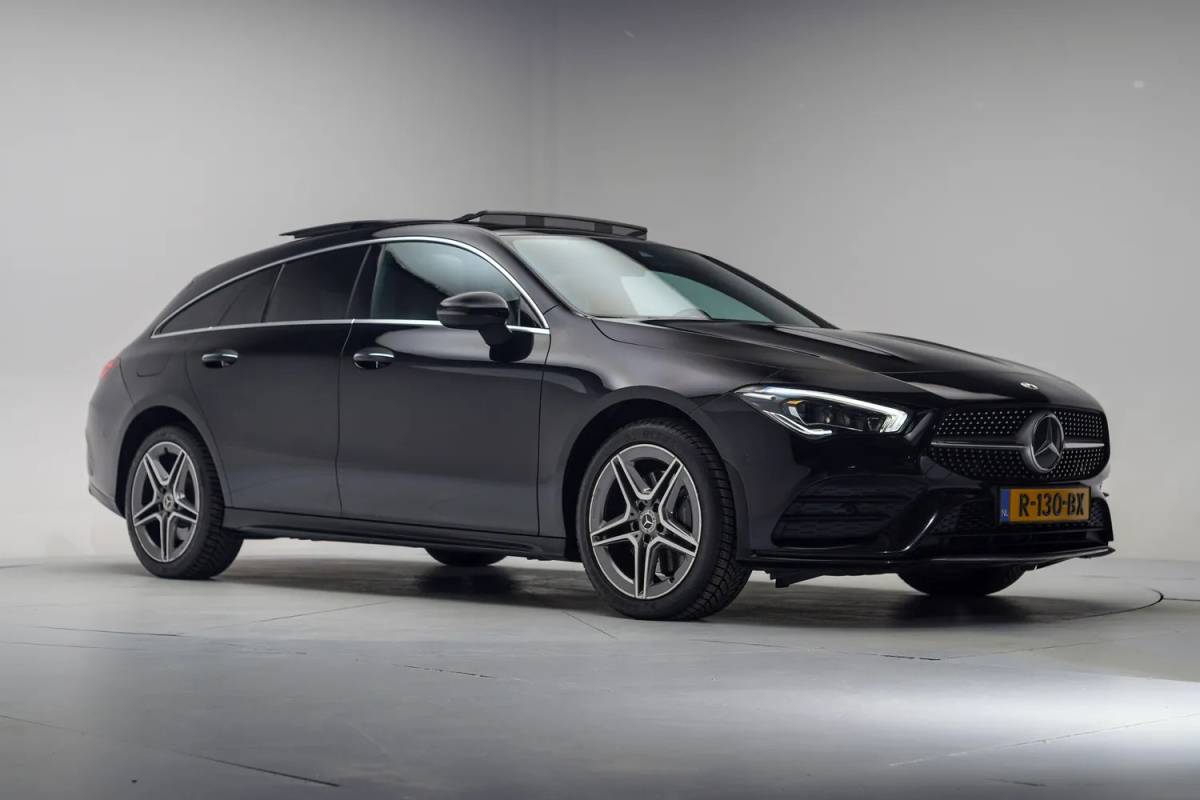 Mercedes-Benz CLA Mercedes-Benz CLA-Klasse 250e AMG Line Aut. [ Panoramadak Adapt.cruise Sfeerverlichting ]