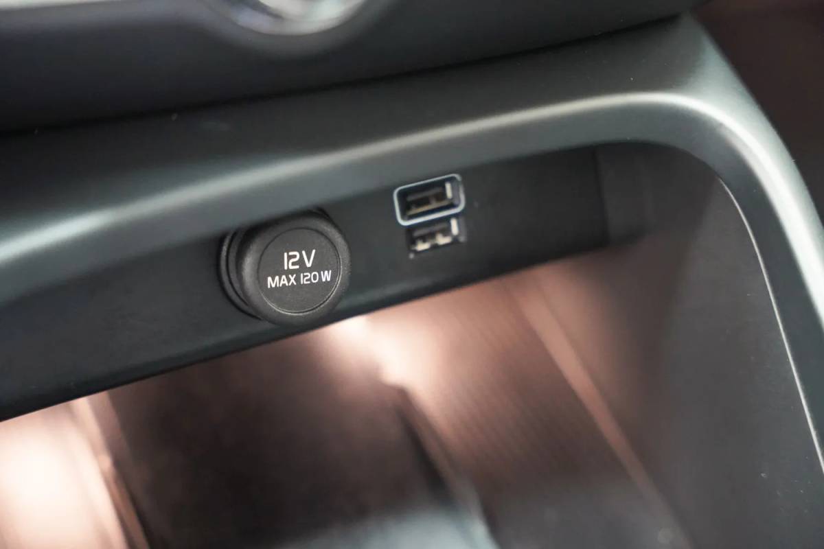 Volvo XC40 Volvo XC40 T4 Recharge Inscription Aut. [ Leder Stoelverwarming Camera ]