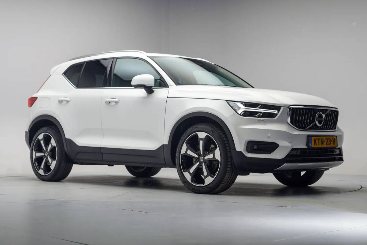 Volvo XC40 Volvo XC40 T4 Recharge Inscription Aut. [ Leder Stoelverwarming Camera ]