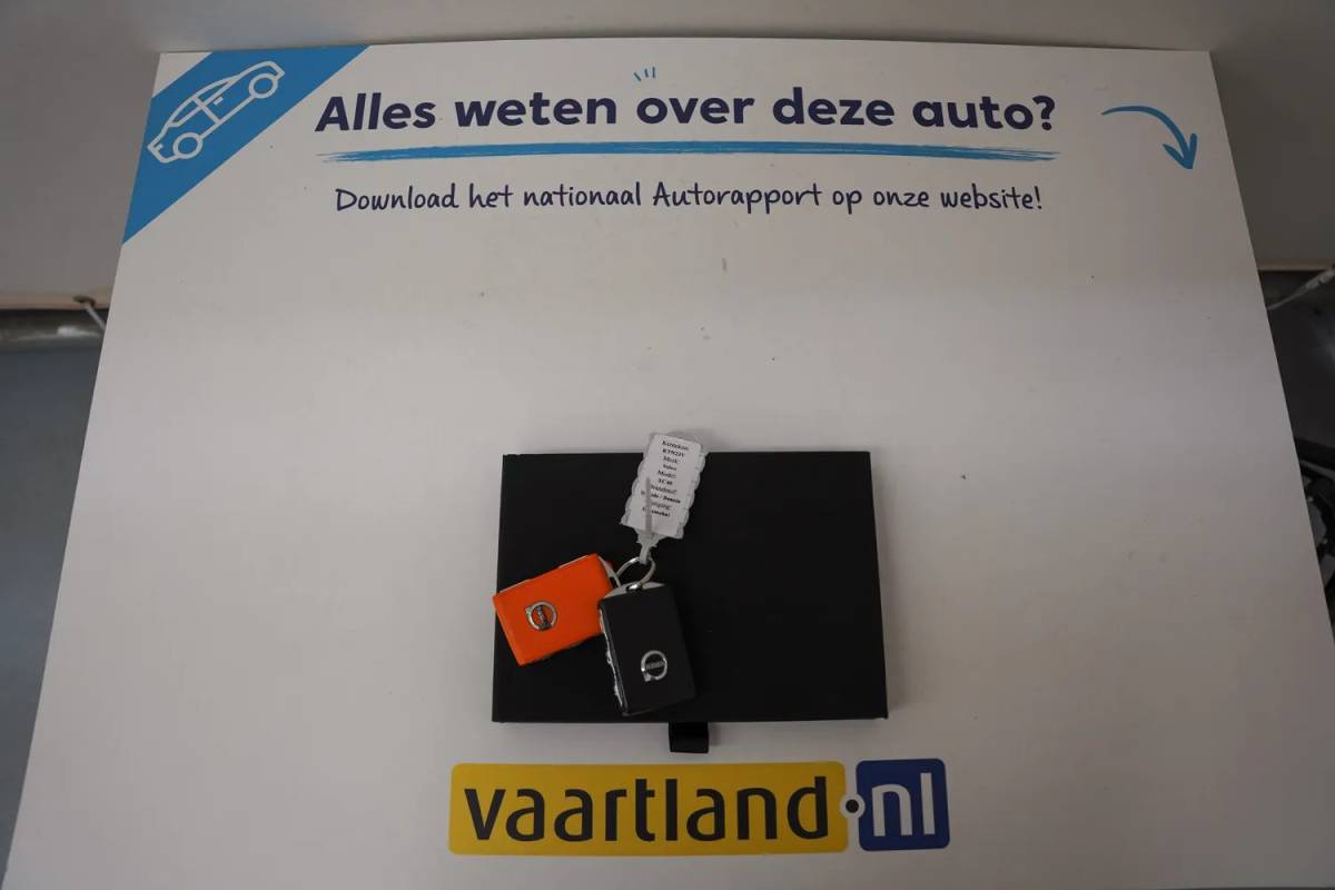 Volvo XC40 Volvo XC40 T4 Recharge Inscription Aut. [ Leder Stoelverwarming Camera ]