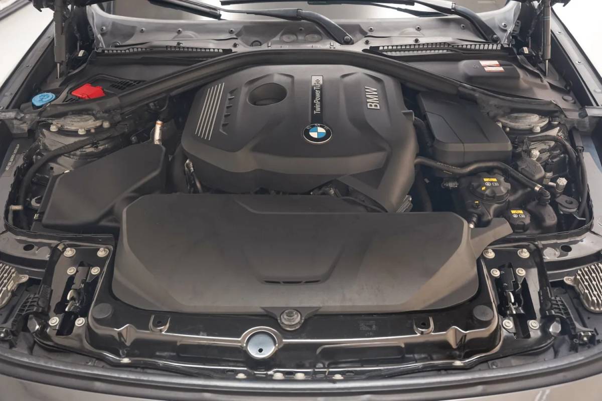 BMW 3 Serie BMW 3-serie GT 320i High Executive Aut. [ Panorama Adapt.cruise Leder Head-up ]
