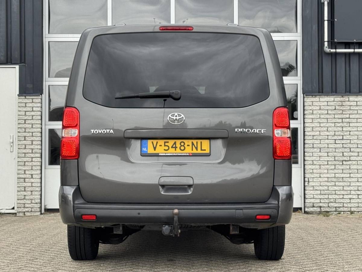Toyota ProAce Toyota ProAce Worker 2.0 D-4D Professional Long Dubbele Cabine