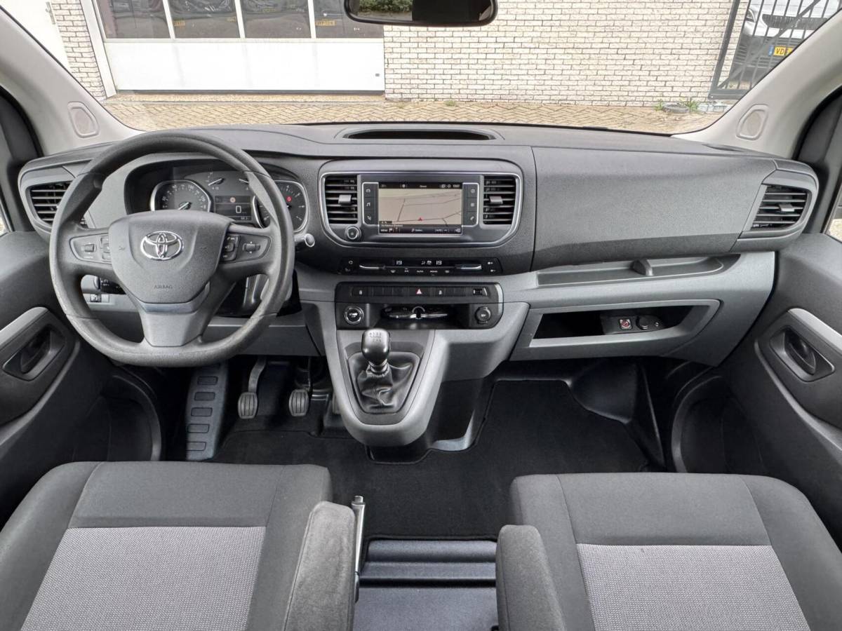 Toyota ProAce Toyota ProAce Worker 2.0 D-4D Professional Long Dubbele Cabine