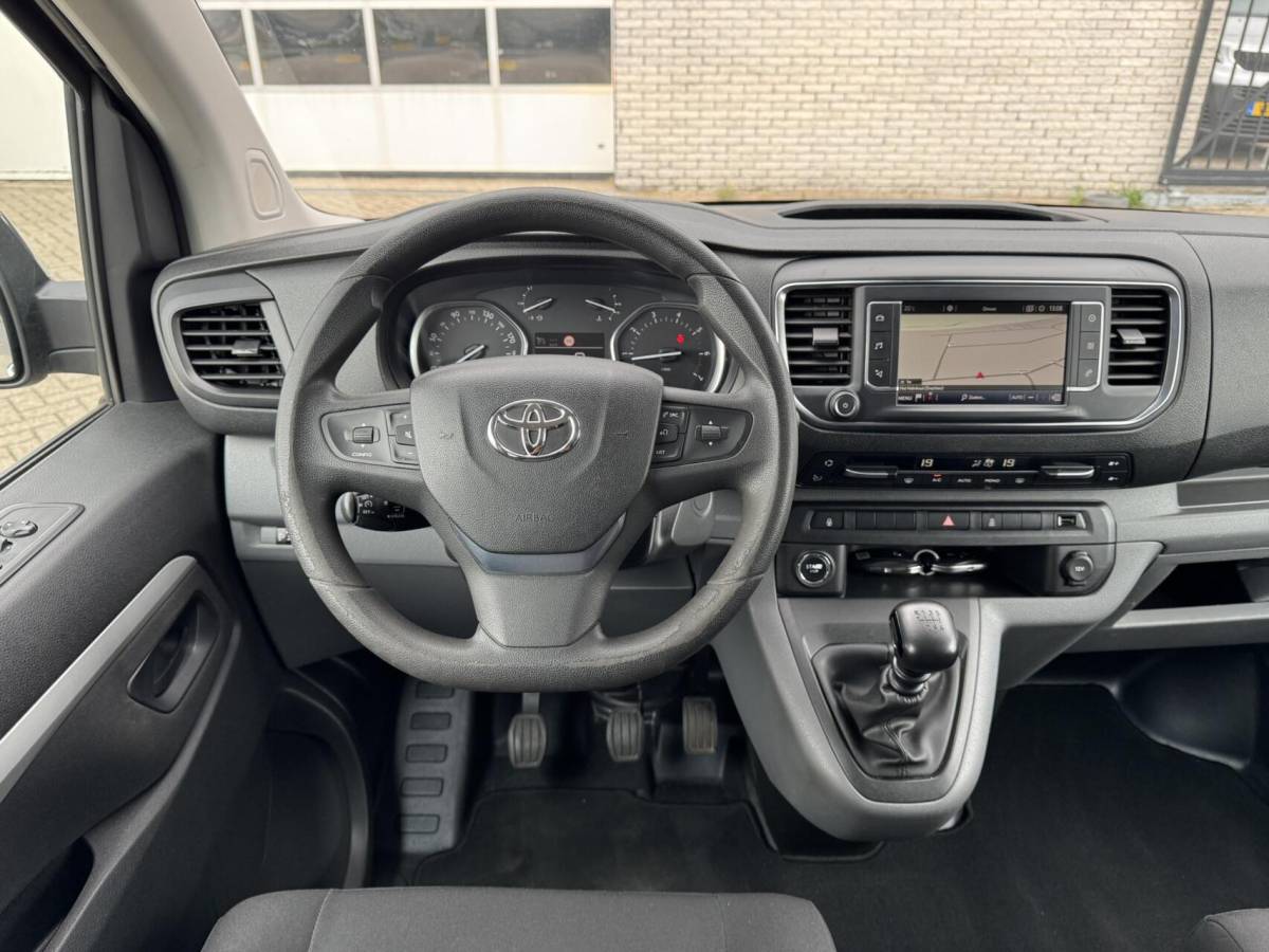 Toyota ProAce Toyota ProAce Worker 2.0 D-4D Professional Long Dubbele Cabine