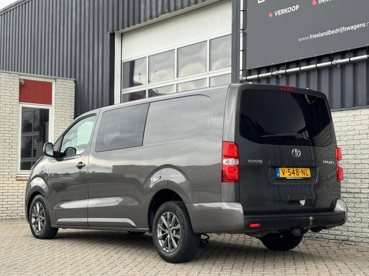 Toyota ProAce Toyota ProAce Worker 2.0 D-4D Professional Long Dubbele Cabine